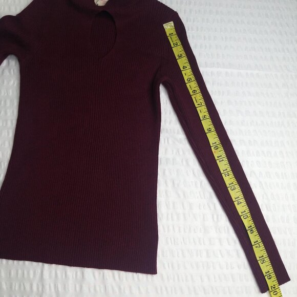 Ambience Burgundy Spandex Turtleneck Size M - Picture 2 of 9